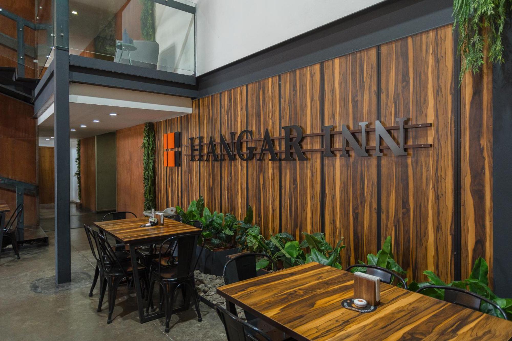 Hangar Select Aeropuerto Guadalajara Las Pintas エクステリア 写真